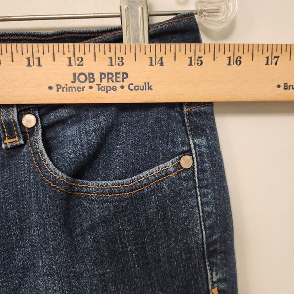 Levis 515 Boot Cut Jeans Blue Medium Wash Denim Button Pockets Womens 6M EUC - Picture 9 of 16